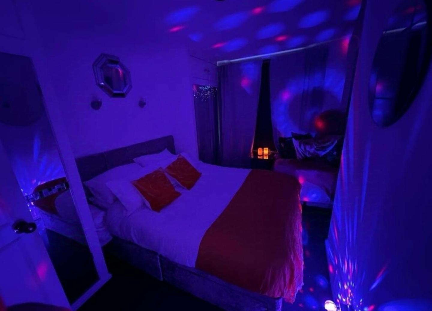 Sunny 1 Bedroom Flat In Central Лондон Экстерьер фото